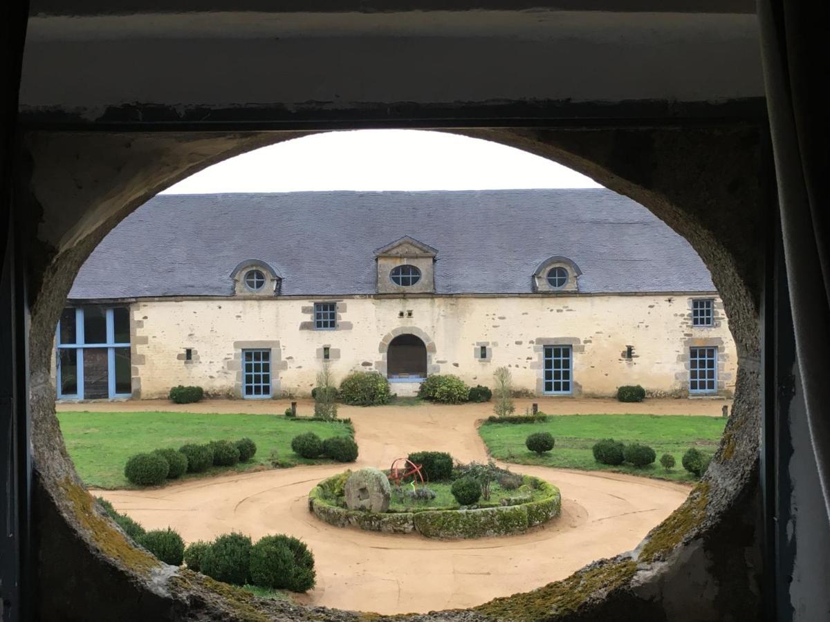 Bed & Breakfast Chateau De La Chasse-guerre Hardanges