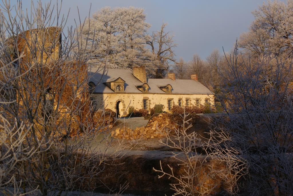 Chateau De La Chasse-guerre Bed & Breakfast *