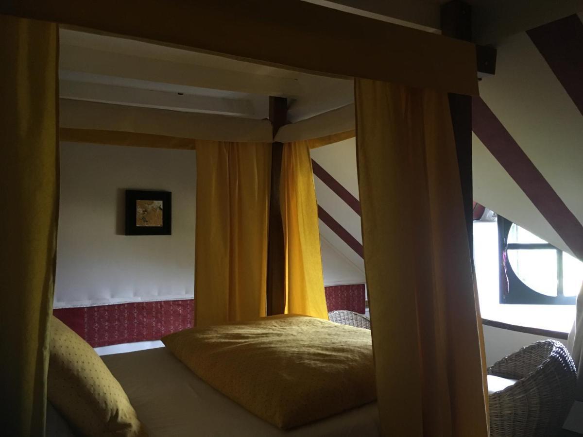 Bed & Breakfast Chateau De La Chasse-guerre
